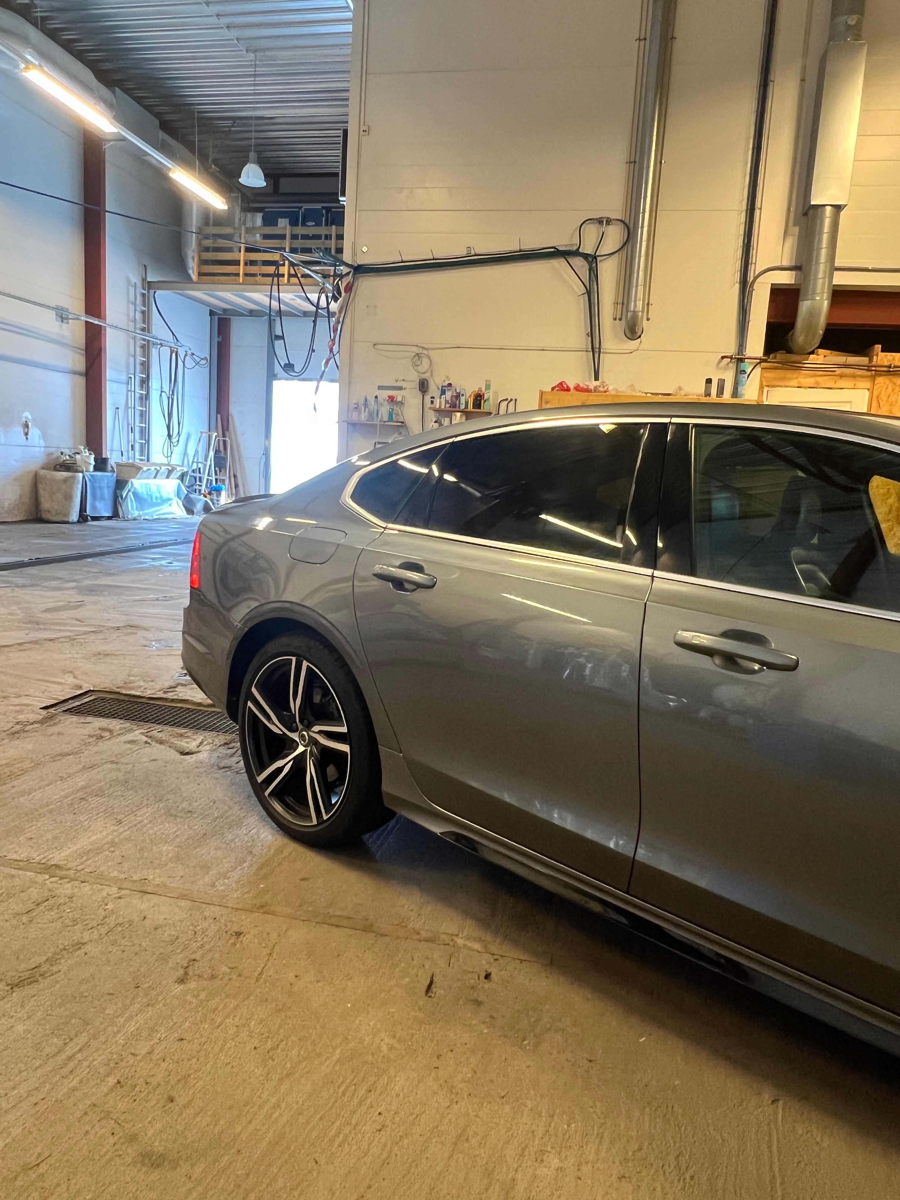 Volvo bakside etter polering