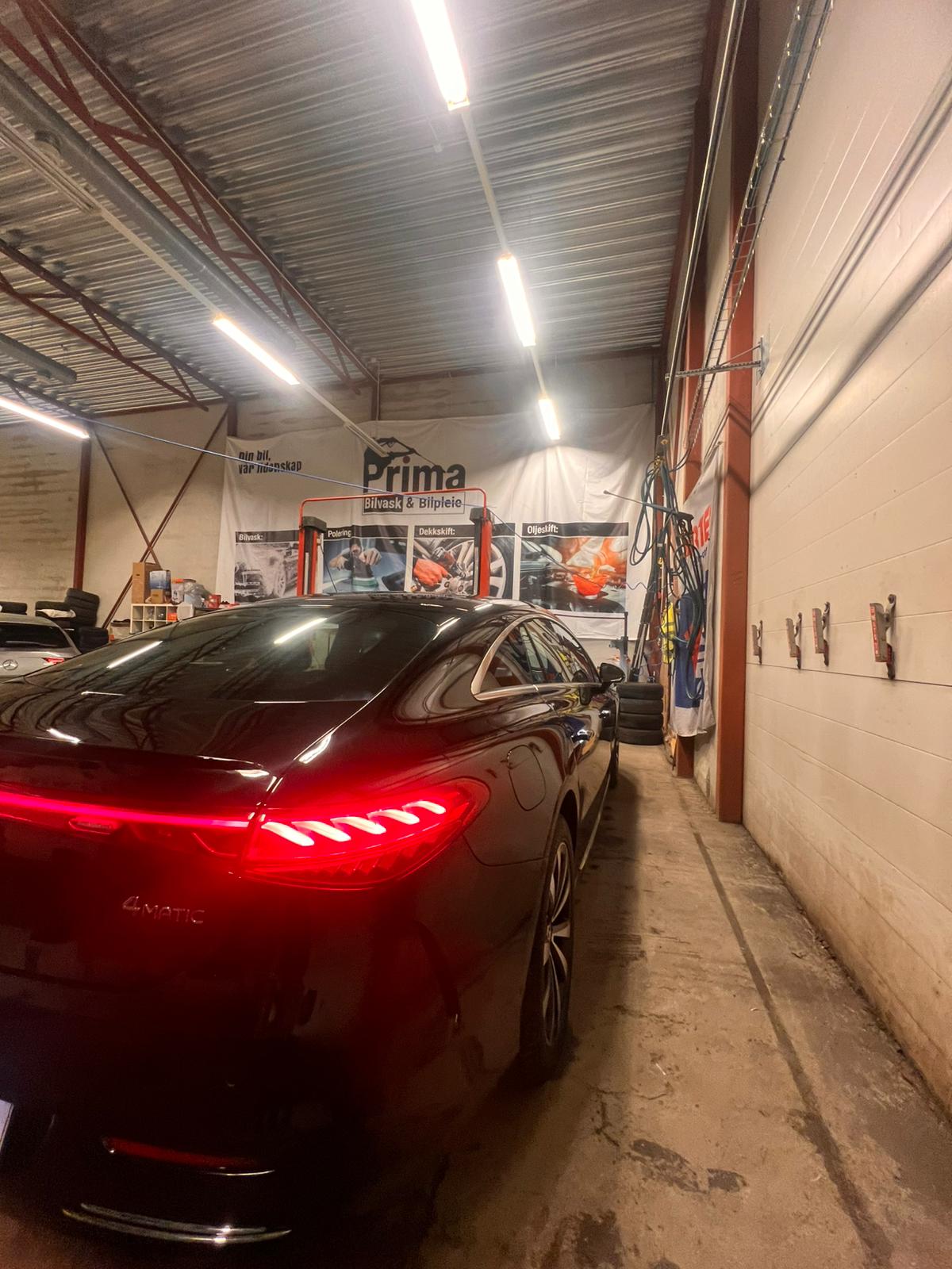 Mercedes Benz 450 4matic - Bakside