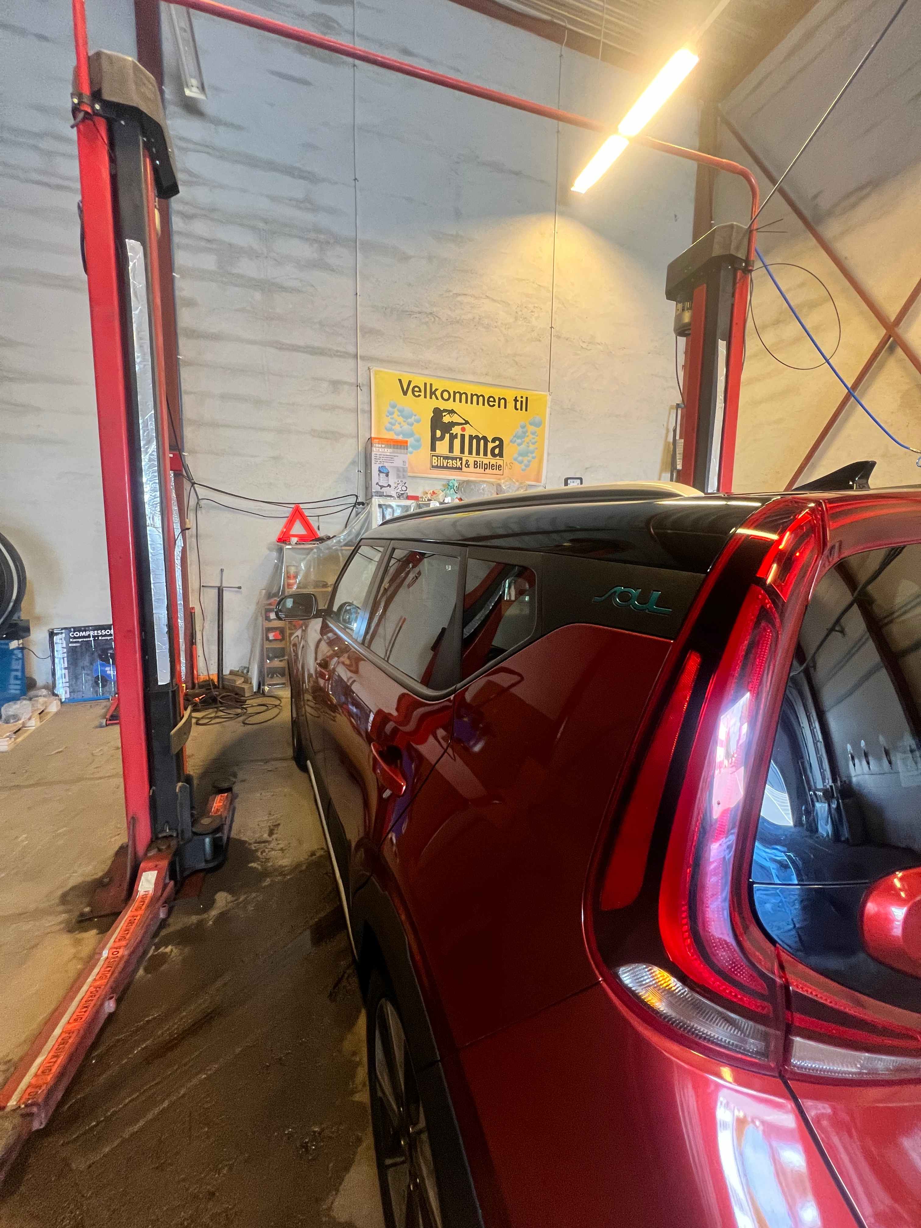 Mazda CX-5 etter polering - bakside